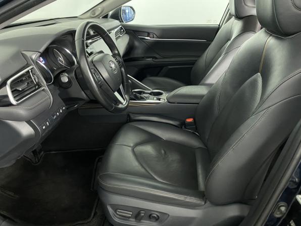 Toyota Camry VIII (XV70) с пробегом 2018 года, цена 2 500 000 рублей, 160863 км, седан, Автокод Объявления