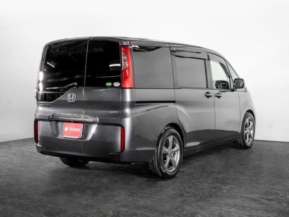 Honda Stepwgn V Рестайлинг с пробегом 2017 года, цена 1 850 500 рублей, 115163 км, минивэн, Автокод Объявления