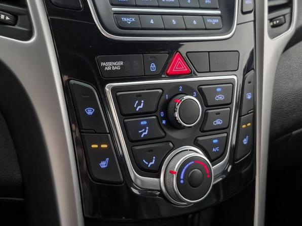 Hyundai i30 II с пробегом 2013 года, цена 736 000 рублей, 284297 км, хэтчбек, Автокод Объявления
