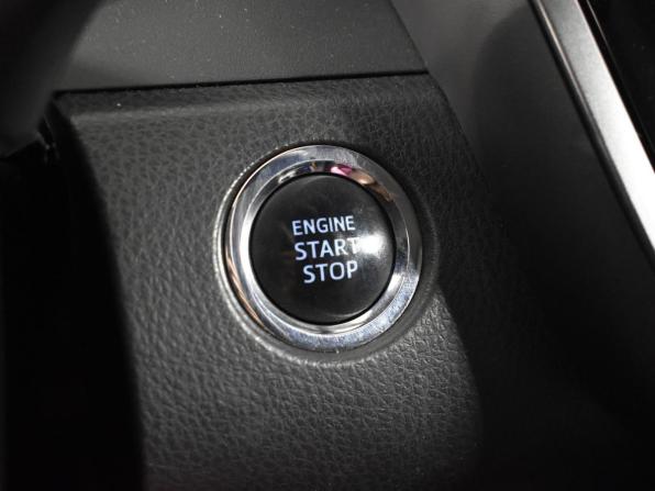 Toyota Camry VIII (XV70) с пробегом 2019 года, цена 2 317 100 рублей, 145289 км, седан, Автокод Объявления