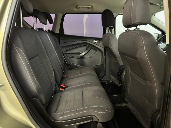 Ford Kuga II с пробегом 2014 года, цена 950 000 рублей, 236611 км, внедорожник, Автокод Объявления