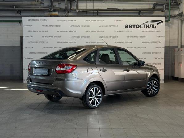 Lada (ВАЗ) Granta I Рестайлинг с пробегом 2025 года, цена 929 000 рублей, 8206 км, лифтбек, Автокод Объявления