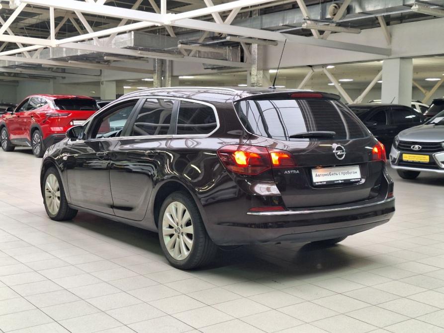 Opel Astra J Рестайлинг Челябинск  - изображение 5