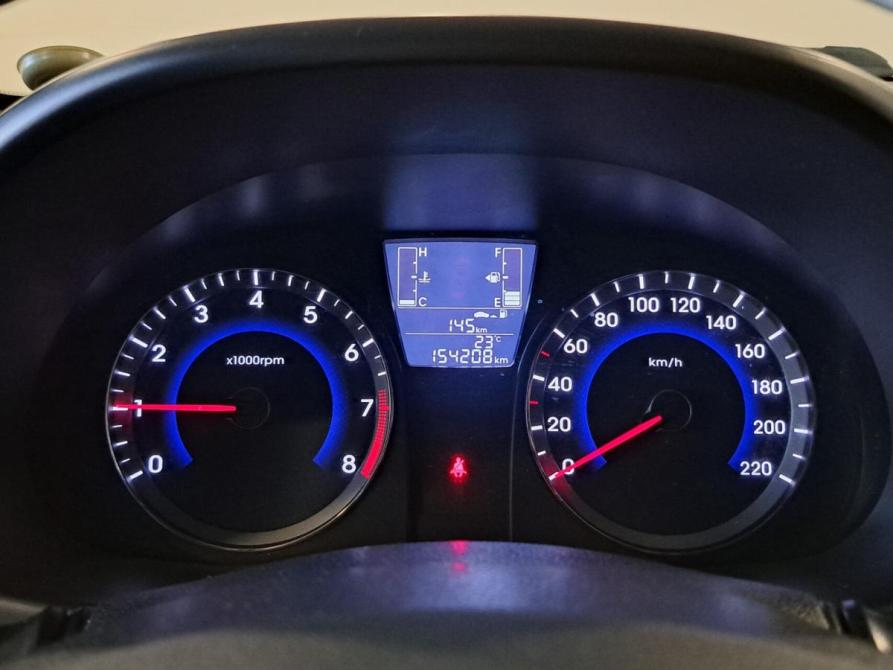 Hyundai Solaris I Рестайлинг Казань  - изображение 16