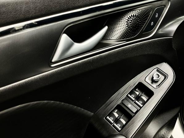 Haval Jolion I с пробегом 2023 года, цена 1 729 000 рублей, 57051 км, внедорожник, Автокод Объявления
