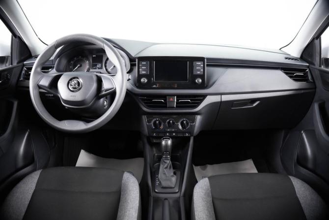 Skoda Rapid II с пробегом 2021 года, цена 1 799 000 рублей, 78265 км, лифтбек, Автокод Объявления