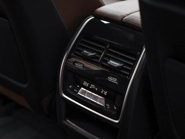 BMW X6 III (G06) Рестайлинг с пробегом 2023 года, цена 13 999 777 рублей, 41703 км, внедорожник, Автокод Объявления