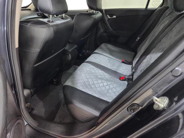 Honda Accord VIII Рестайлинг с пробегом 2011 года, цена 930 000 рублей, 316866 км, седан, Автокод Объявления