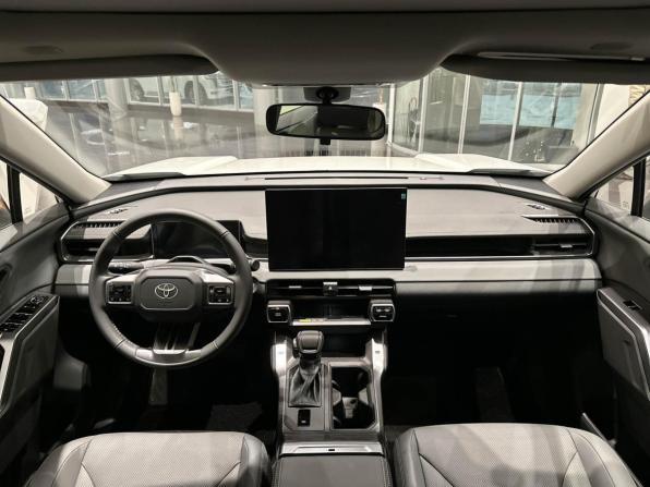 Toyota RAV4 VI (XA60) с пробегом 2026 года, цена 4 268 000 рублей, 17 км, внедорожник, Автокод Объявления