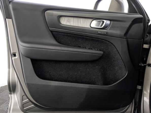 Volvo XC40 I с пробегом 2020 года, цена 3 155 000 рублей, 111143 км, внедорожник, Автокод Объявления