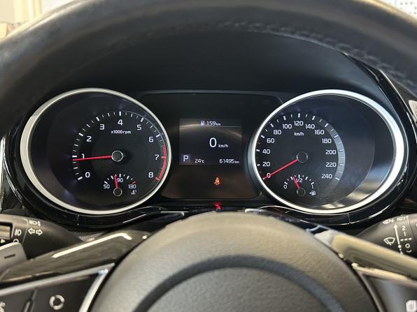 Kia Ceed III с пробегом 2018 года, цена 960 000 рублей, 61495 км, хэтчбек, Автокод Объявления