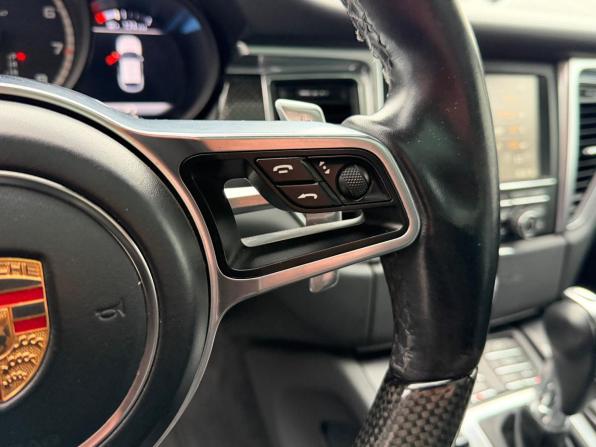 Porsche Macan I с пробегом 2014 года, цена 2 899 000 рублей, 100750 км, внедорожник, Автокод Объявления