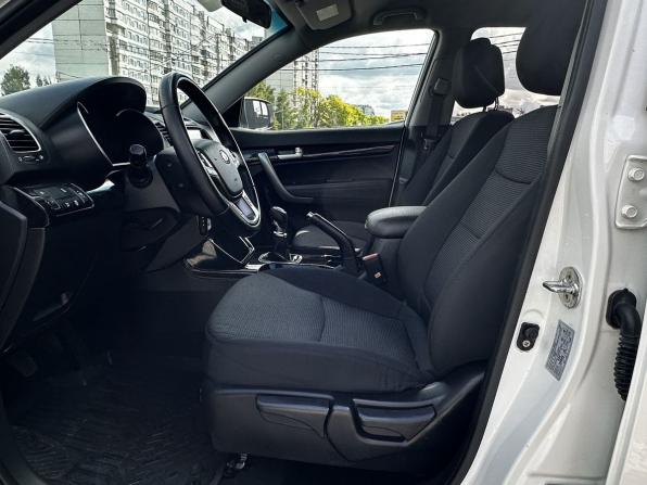 Kia Sorento II Рестайлинг с пробегом 2018 года, цена 2 148 000 рублей, 52362 км, внедорожник, Автокод Объявления