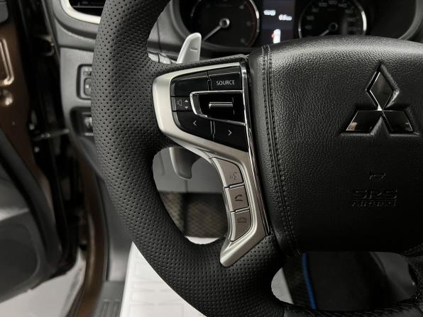 Mitsubishi Pajero Sport III с пробегом 2018 года, цена 2 995 000 рублей, 184211 км, внедорожник, Автокод Объявления