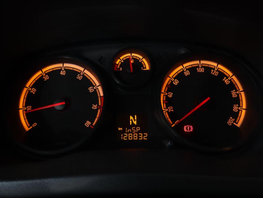 Opel Corsa D Рестайлинг II Москва  - изображение 9