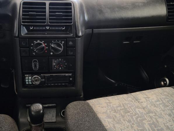 Lada (ВАЗ) 2112 с пробегом 2002 года, цена 79 000 рублей, 239158 км, хэтчбек, Автокод Объявления