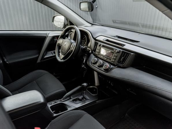 Toyota RAV4 IV (XA40) Рестайлинг с пробегом 2016 года, цена 2 090 000 рублей, 172484 км, внедорожник, Автокод Объявления