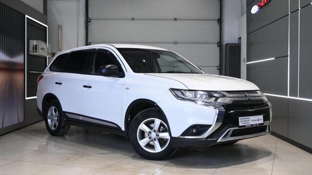 Mitsubishi Outlander III Рестайлинг 3 Уфа  - изображение 1