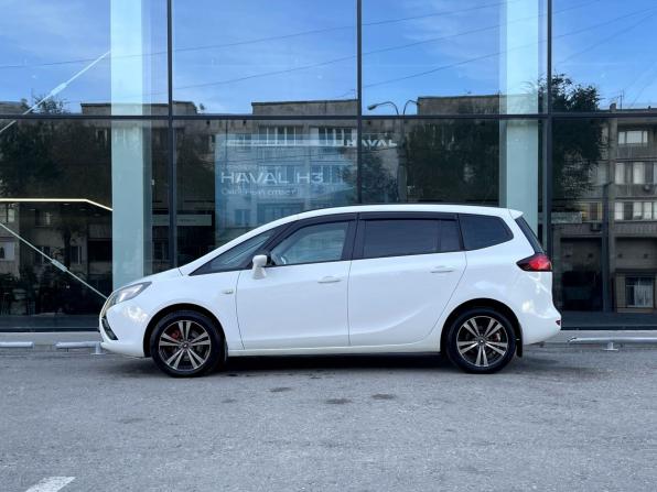 Opel Zafira C с пробегом 2014 года, цена 1 050 000 рублей, 140000 км, компактвэн, Автокод Объявления