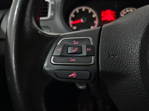Volkswagen Polo V с пробегом 2014 года, цена 830 000 рублей, 127664 км, седан, Автокод Объявления
