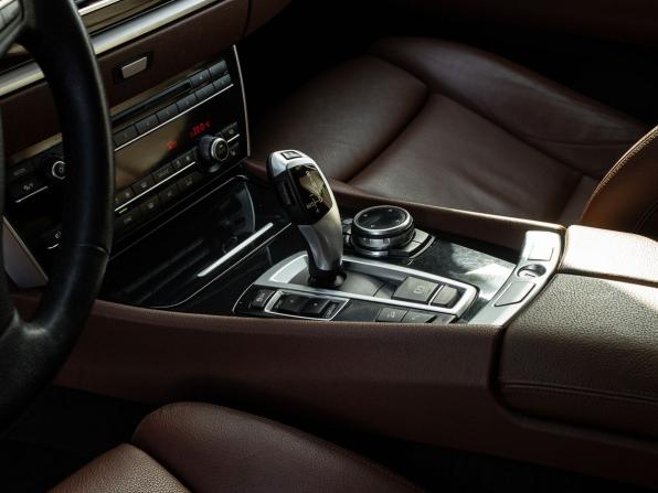 BMW 5 серии VI (F10/F11/F07) Рестайлинг с пробегом 2014 года, цена 2 160 000 рублей, 143377 км, лифтбек, Автокод Объявления