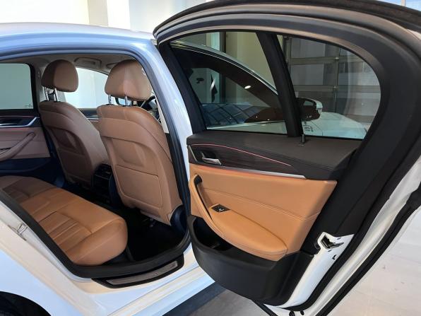 BMW 5 серии VII (G30/G31/G38) с пробегом 2020 года, цена 4 400 000 рублей, 98797 км, седан, Автокод Объявления