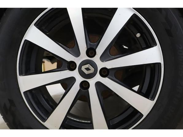 Renault Sandero II с пробегом 2017 года, цена 792 800 рублей, 178980 км, хэтчбек, Автокод Объявления