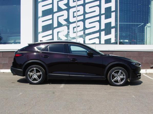 Mazda CX-4 I Рестайлинг с пробегом 2022 года, цена 2 597 000 рублей, 66000 км, внедорожник, Автокод Объявления