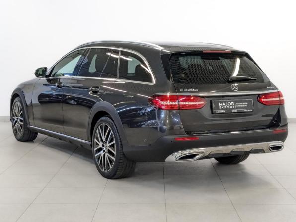 Mercedes-Benz E-Класс V (W213 S213 C238) Рестайлинг с пробегом 2021 года, цена 4 800 000 рублей, 67168 км, универсал, Автокод Объявления