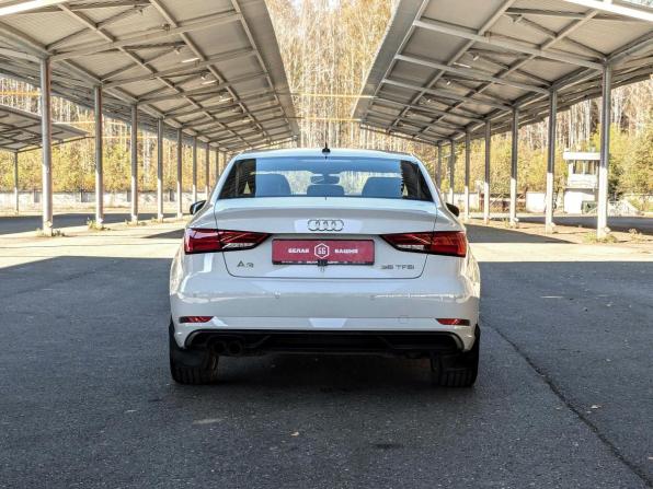 Audi A3 III (8V) Рестайлинг с пробегом 2019 года, цена 2 199 500 рублей, 43500 км, седан, Автокод Объявления