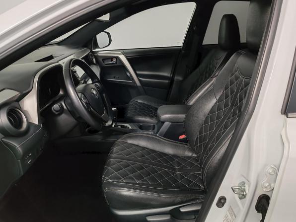 Toyota RAV4 IV (XA40) Рестайлинг с пробегом 2019 года, цена 2 799 000 рублей, 130001 км, внедорожник, Автокод Объявления