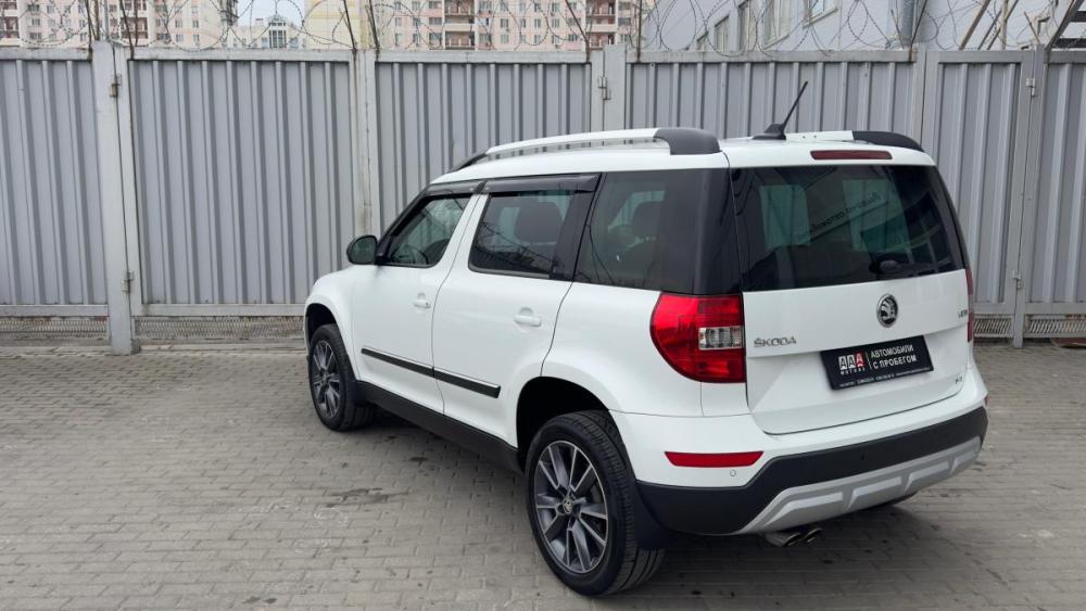 Skoda Yeti I Рестайлинг Ростов-на-Дону  - изображение 4