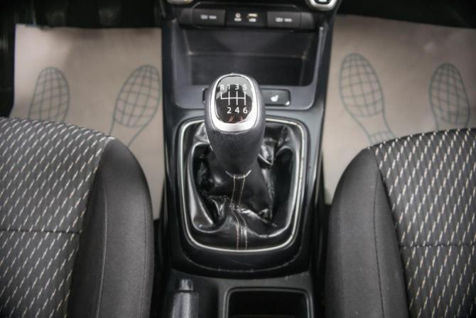 Kia Rio IV с пробегом 2018 года, цена 879 000 рублей, 115456 км, седан, Автокод Объявления