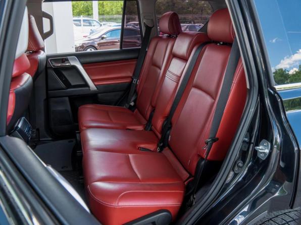 Toyota Land Cruiser Prado 150 Series Рестайлинг 2 с пробегом 2018 года, цена 4 450 000 рублей, 91594 км, внедорожник, Автокод Объявления