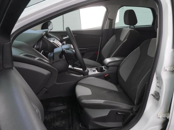 Ford Focus III с пробегом 2012 года, цена 649 000 рублей, 257855 км, универсал, Автокод Объявления