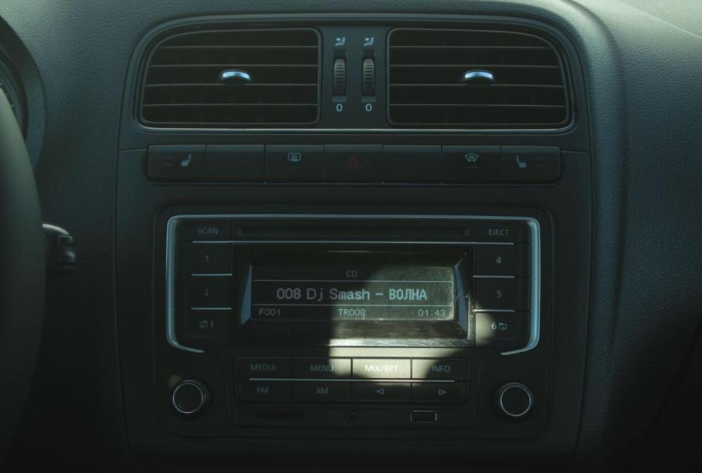Volkswagen Polo V Саратов  - изображение 18