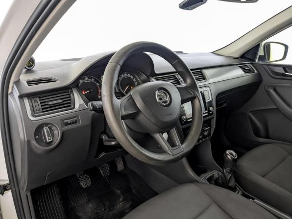 Skoda Rapid I Рестайлинг с пробегом 2019 года, цена 860 000 рублей, 167505 км, лифтбек, Автокод Объявления