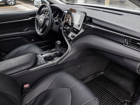 Toyota Camry VIII (XV70) Рестайлинг с пробегом 2021 года, цена 3 208 983 рубля, 50400 км, седан, Автокод Объявления