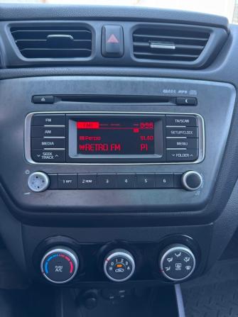 Kia Rio III Рестайлинг с пробегом 2015 года, цена 829 900 рублей, 244730 км, седан, Автокод Объявления