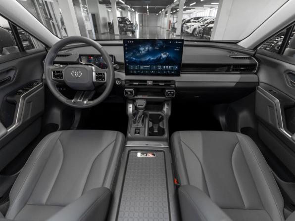 Toyota RAV4 VI (XA60) с пробегом 2026 года, цена 4 100 000 рублей, 30 км, внедорожник, Автокод Объявления