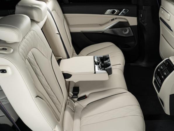 Новый BMW X7 I (G07) Рестайлинг 2026 года, цена 17 990 000 рублей, внедорожник, Автокод Объявления