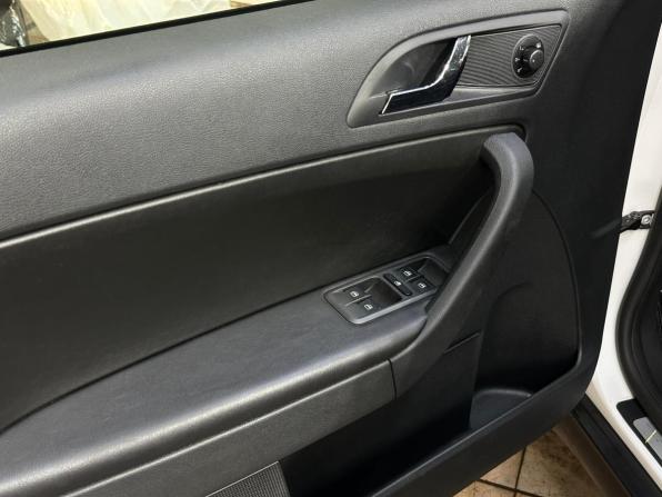 Skoda Yeti I Рестайлинг с пробегом 2016 года, цена 1 240 000 рублей, 182256 км, внедорожник, Автокод Объявления