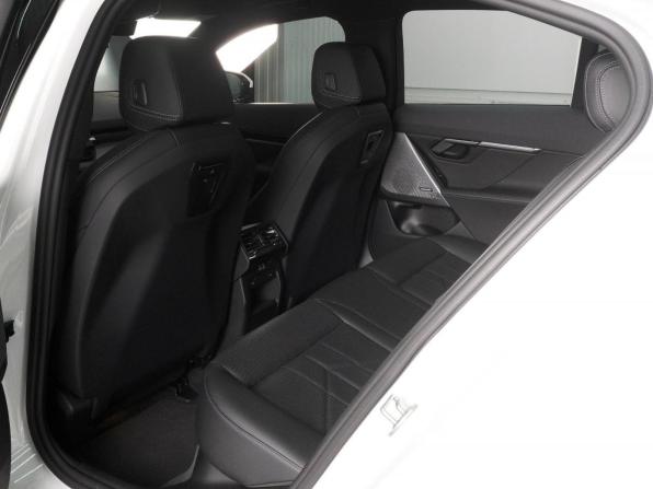 BMW 5 серии VIII (G60/G61/G68) с пробегом 2024 года, цена 7 599 000 рублей, 6078 км, седан, Автокод Объявления