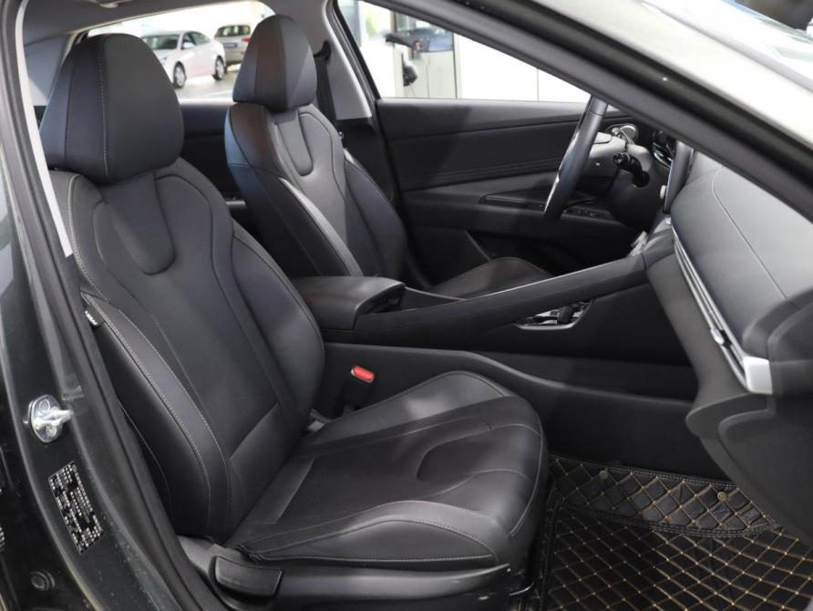 Hyundai Elantra VII (CN7) Рестайлинг Ростов-на-Дону  - изображение 8