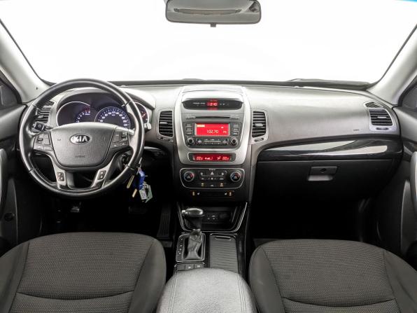 Kia Sorento II Рестайлинг с пробегом 2018 года, цена 2 095 000 рублей, 100825 км, внедорожник, Автокод Объявления
