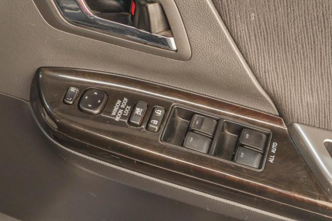 Toyota Alphard II с пробегом 2011 года, цена 2 619 000 рублей, 109665 км, минивэн, Автокод Объявления