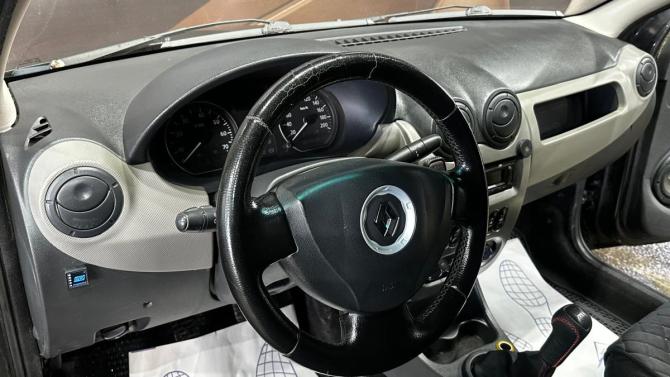 Renault Logan I Рестайлинг с пробегом 2010 года, цена 350 000 рублей, 436491 км, седан, Автокод Объявления