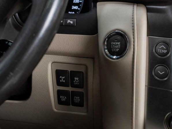 Lexus LX III с пробегом 2008 года, цена 2 699 000 рублей, 250282 км, внедорожник, Автокод Объявления