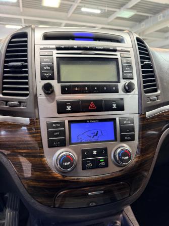 Hyundai Santa Fe II Рестайлинг с пробегом 2011 года, цена 1 399 000 рублей, 243477 км, внедорожник, Автокод Объявления