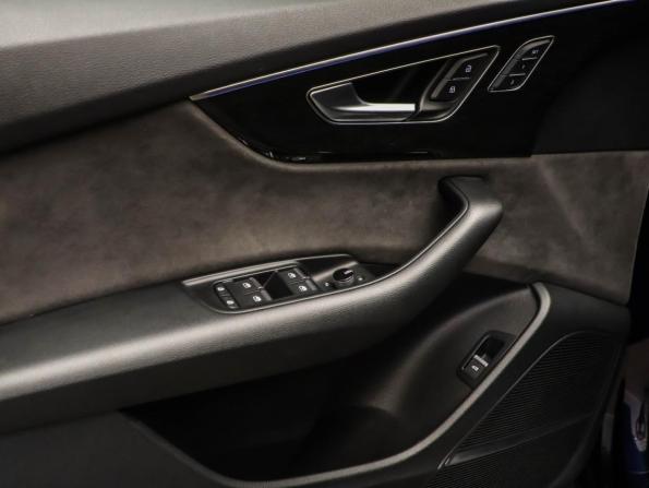 Audi Q8 I (4M) с пробегом 2019 года, цена 5 590 000 рублей, 114375 км, внедорожник, Автокод Объявления